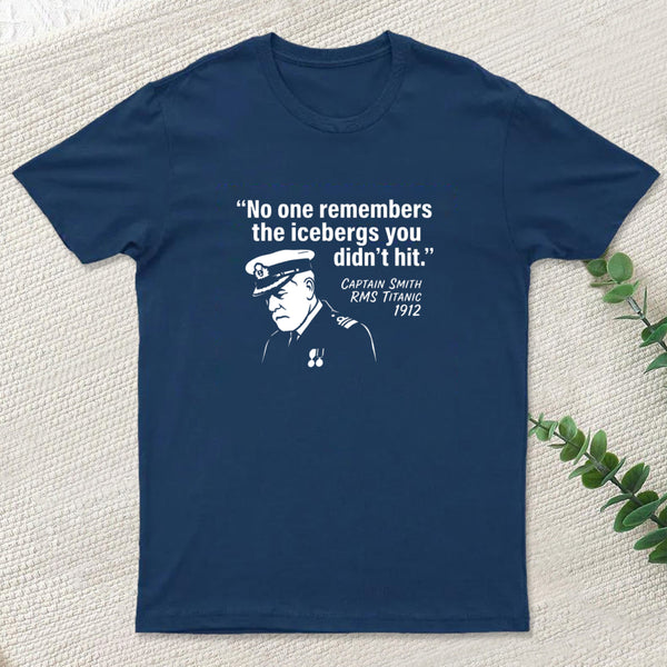 The Unseen Icebergs Geek T-Shirt